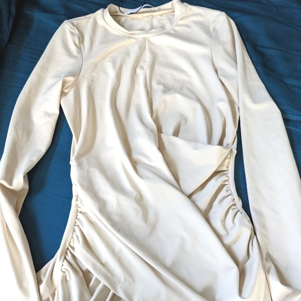 Susana Monaco faux wrap long sleeve top off-white size small NWT